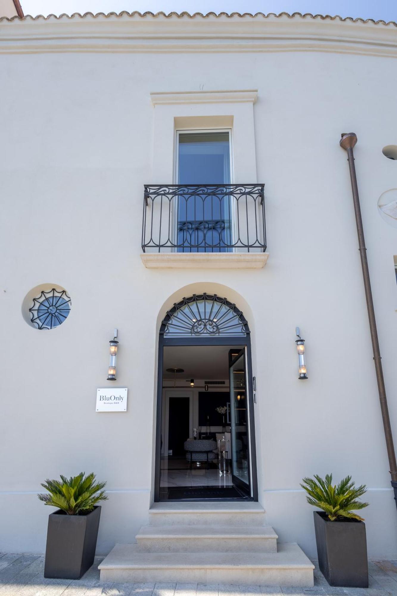 Bluonly Boutique B&B Vasto Exterior photo