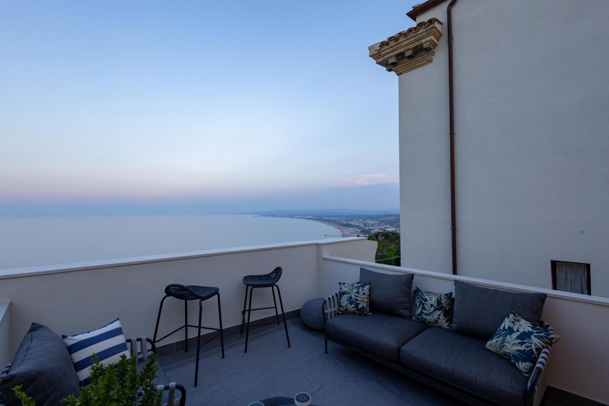 Bluonly Boutique B&B Vasto Exterior photo